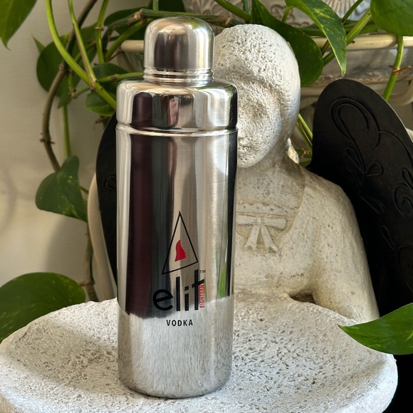 elit vodka silver shiny cocktail shaker - three pieces - Picture 5 of 8